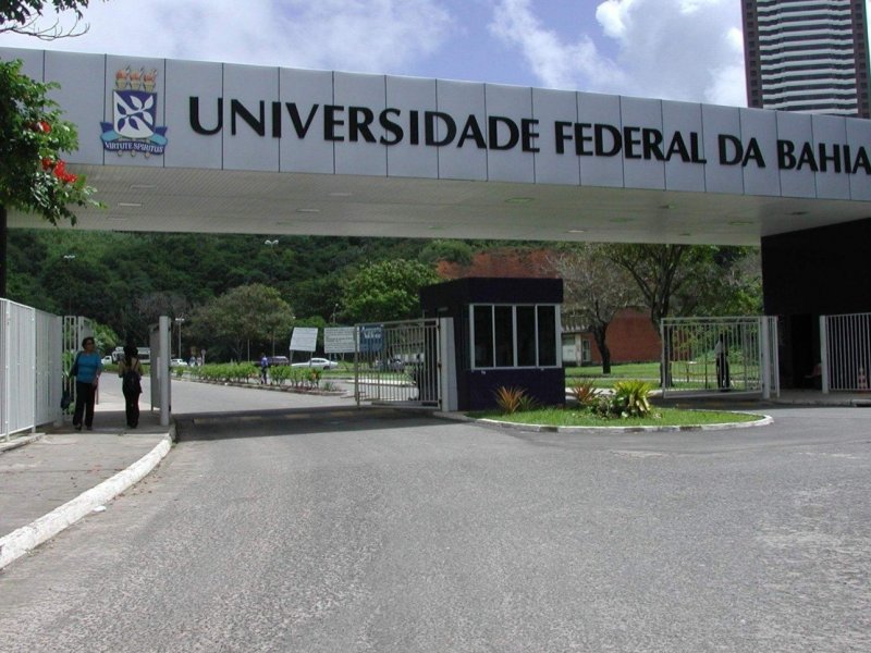 Professor acusado de assédio sexual é demitido da UFBA