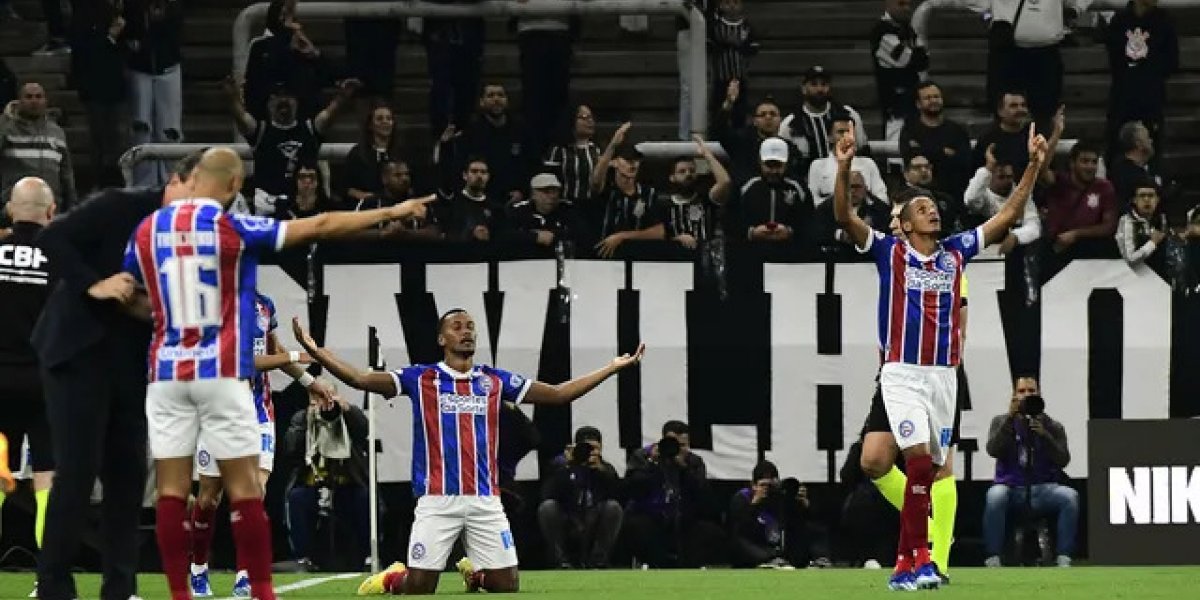 Baile Tricolor! Bahia goleia o Corinthians na Neo Química Arena e sai do Z4