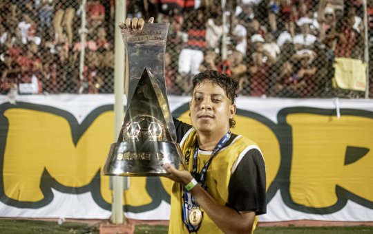 Fotógrafo do Vitória é vítima de Xenofobia na Arena Condá