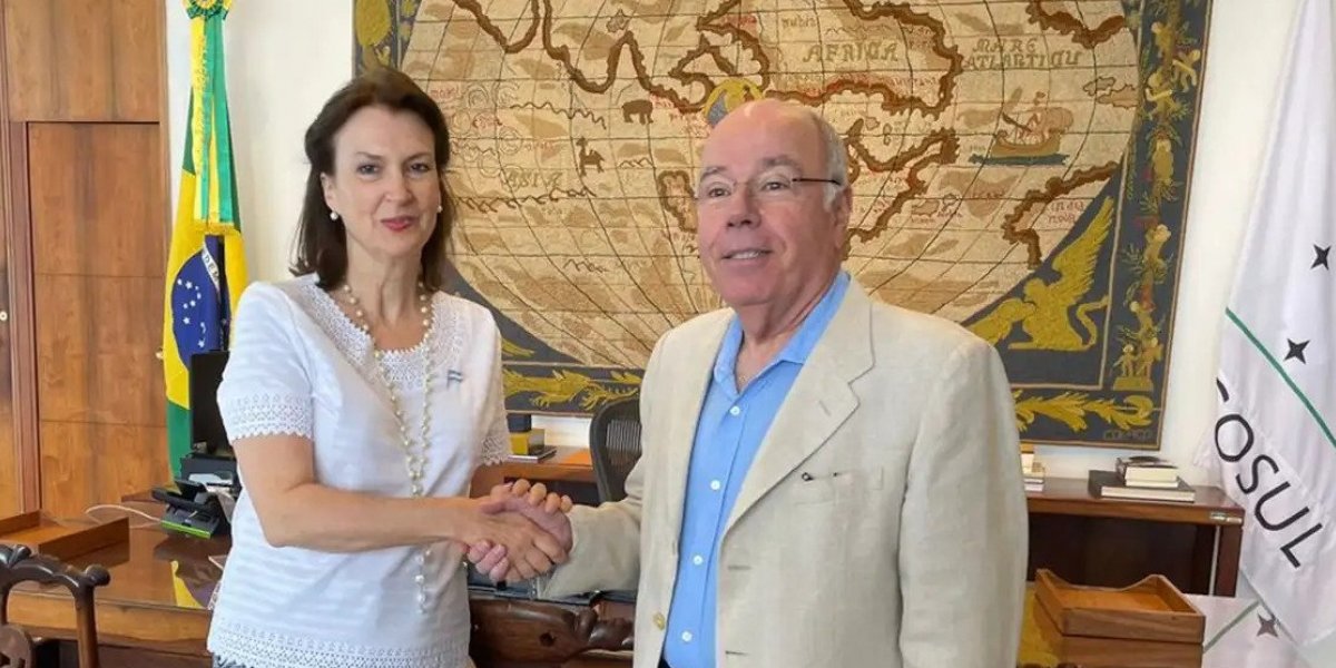 Chanceler indicada por Milei discute posse e Mercosul com Mauro Vieira