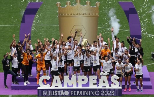 Corinthians é tetra no Paulistão e Inter é campeão do Gaúcho Feminino