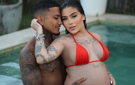 Grávida, funkeira MC Mirella abandona o OnlyFans