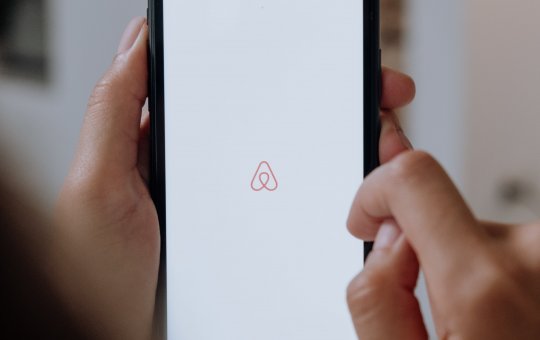 Superior Tribunal de Justiça proíbe Airbnb em condomínios residenciais