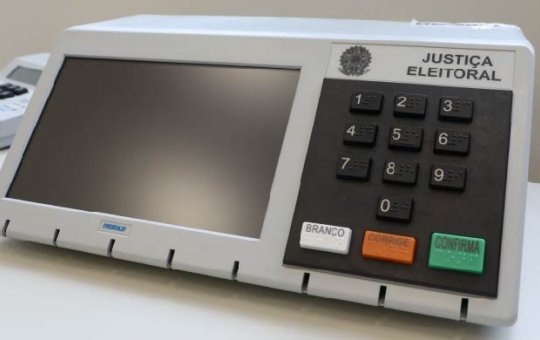 TSE inicia teste público das urnas eletrônicas para eleições de 2024