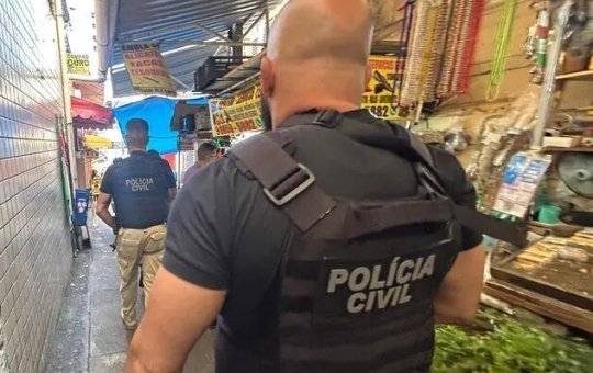 Policia Civil e Polícia Federal fazem megaoperação no bairro de Cassange