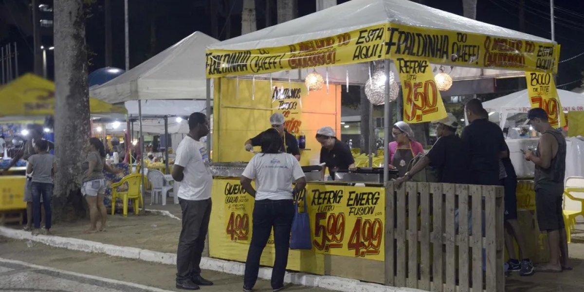 Prefeitura divulga lista final de ambulantes cadastrados para festas populares