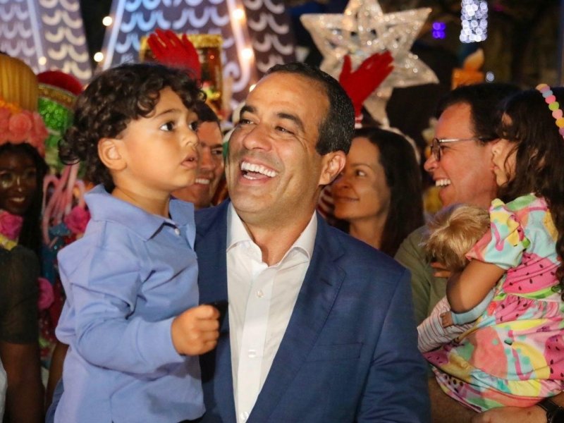 Prefeito Bruno Reis divulga programação de Natal de Salvador