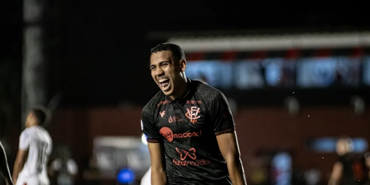 Vitória renova contrato de seis jogadores do elenco atual para 2024