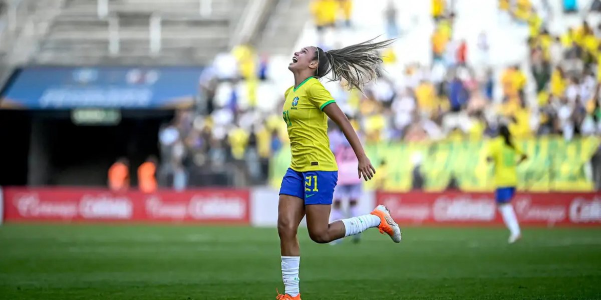 Amistoso: seleção feminina vira 2 vezes contra Japão e vence por 4 a 3