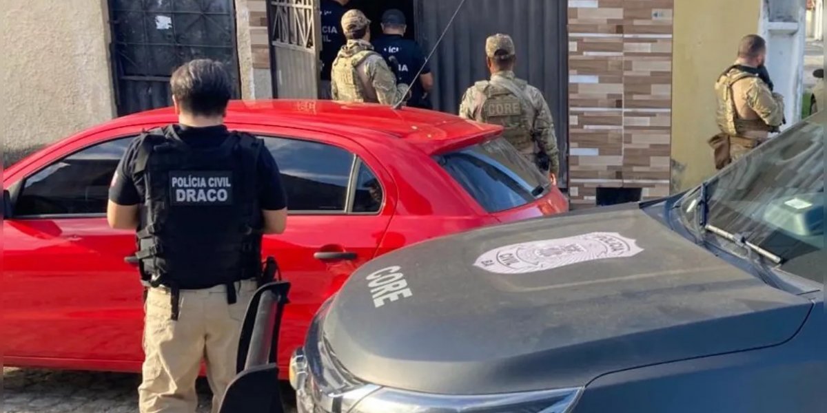 Sete homens são presos e um adolescente apreendido em operação contra o tráfico