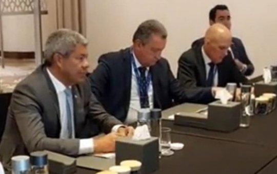 Jerônimo Rodrigues se reune com empresários em Dubai