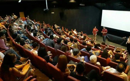 Conheça o projeto "Cinematógrafo" que desafia o circuito comercial do cinema