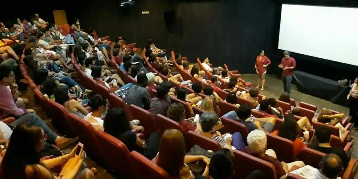 Conheça o projeto "Cinematógrafo" que desafia o circuito comercial do cinema