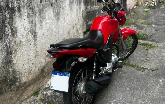 Moto roubada é recuperada pela PM-BA no bairro de São Caetano