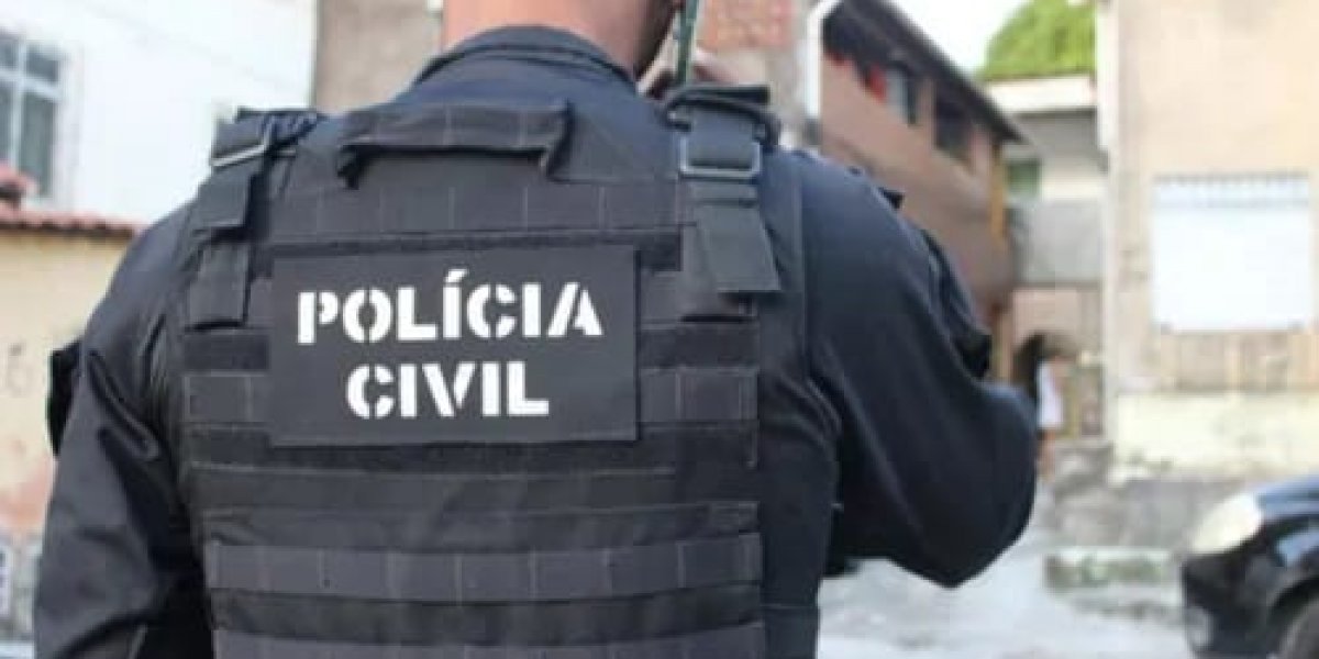 Corpo de homem é achado com mãos amarradas em terreno baldio de Vila Canária