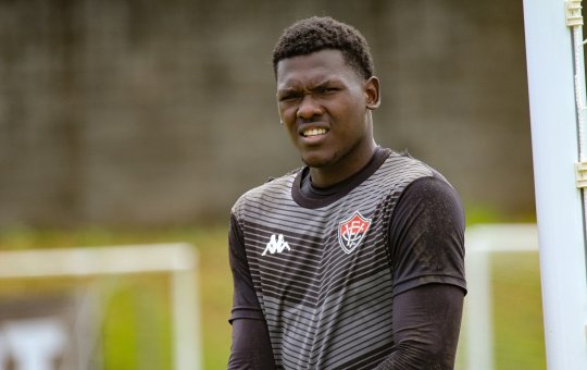 Goleiro do Vitória é emprestado para o CSA até o fim de 2024