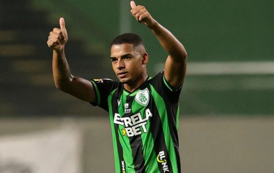 "Faz o pix", jogador do América-MG cobra influenciador após vencer o Bahia