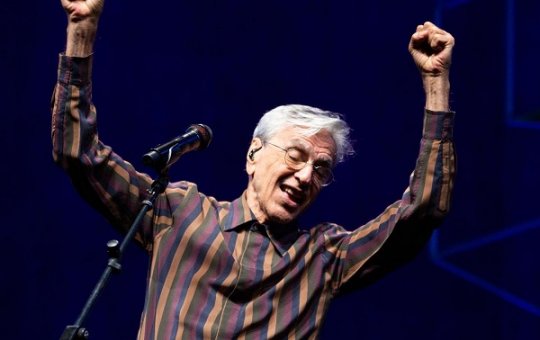 Caetano Veloso processa marca de roupas e pede R$ 1,3 milhão