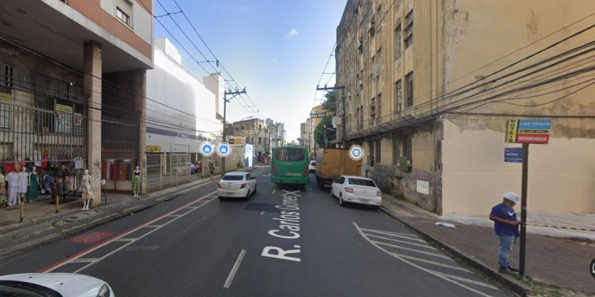 Homem é morto a tiros na Rua Carlos Gomes, em Salvador