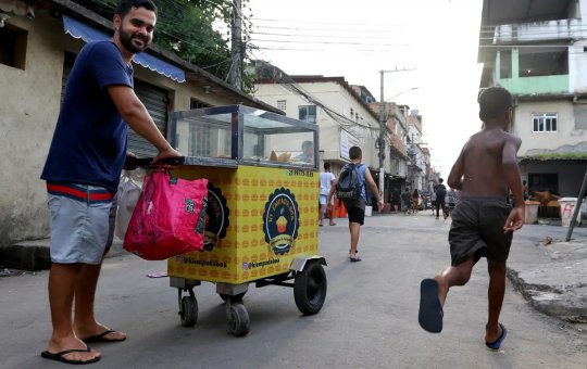 Percentual de pessoas em situação de pobreza cai para 31,6% em 2022