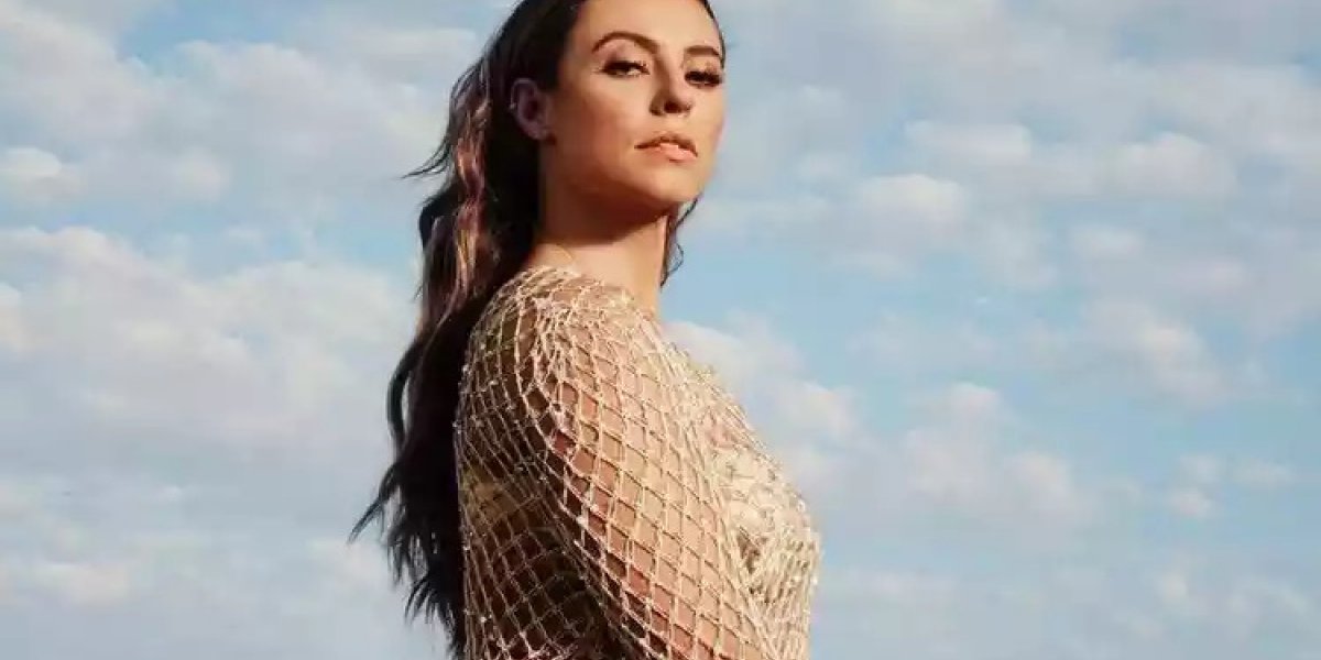 Paola Oliveira revela que no início da carreira, não queria ser atriz