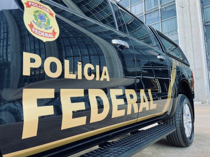 PF faz operação contra grupo miliciano em Feira de Santana