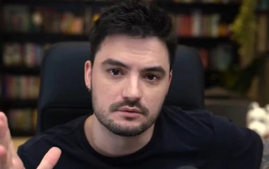 Felipe Neto conta que irmã de 6 anos vem sofrendo ameaças de morte