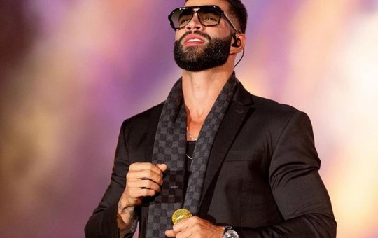 Gusttavo Lima compartilha nota de repúdio após queda de luz em show