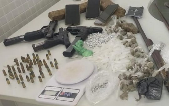 Homens suspeitos de homicídios morrem em confronto com a Polícia Militar