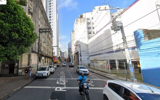 Homem suspeito de cometer assalto é preso momentos depois na Carlos Gomes