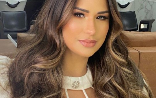 Vídeo mostra Simone encarando uma faxina em sua casa após show