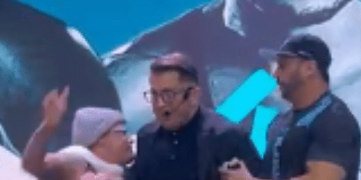 Popó acerta soco em Bambam em preparação para luta