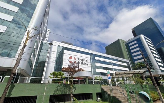 Idoso morre depois de cair de um dos prédios do Hospital da Bahia