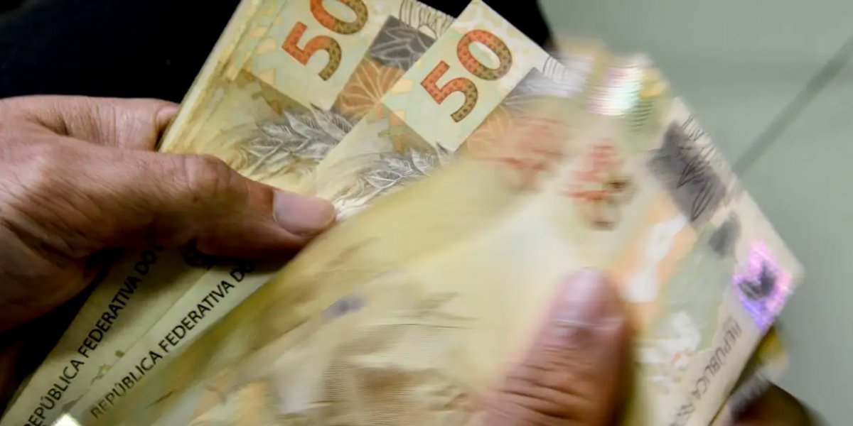 Começa a valer novo teto de juros do consignado do INSS