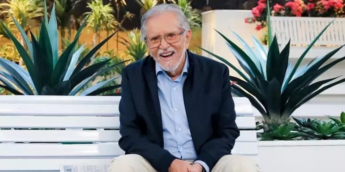 Carlos Alberto de Nobréga realizará cirurgia no cérebro após queda