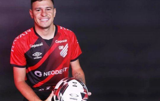Bahia tem interesse na contratação de Hugo Moura, ex-Flamengo