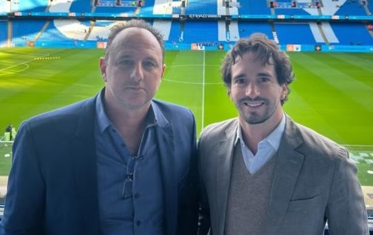 De férias, Rogério Ceni viaja à Manchester para fazer imersão no Grupo City