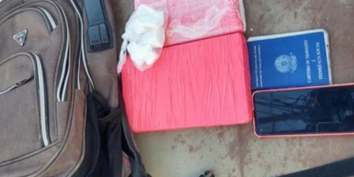 Passageiro de carro por aplicativo é apreendido com 2kg de cocaína no Retiro