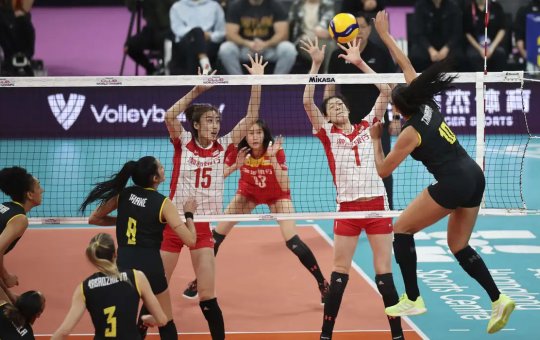 Praia perde para time chinês e fecha Mundial de Clubes em 4º lugar