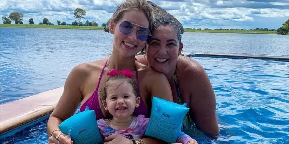 Aos 58 anos, mãe de Virginia Fonseca assume demissexualidade