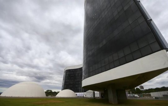 Mais de 138 mil novas urnas foram entregues para 2024, diz TSE