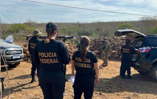 PF cumpre mandados de mineração ilegal de ouro em cidade da Bahia