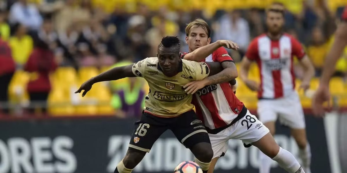 Vitória tem interesse em atacante equatoriano