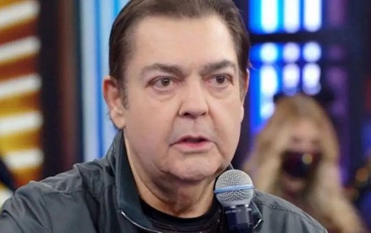 Faustão revela que fraturou a costela após passar por transplante de coração