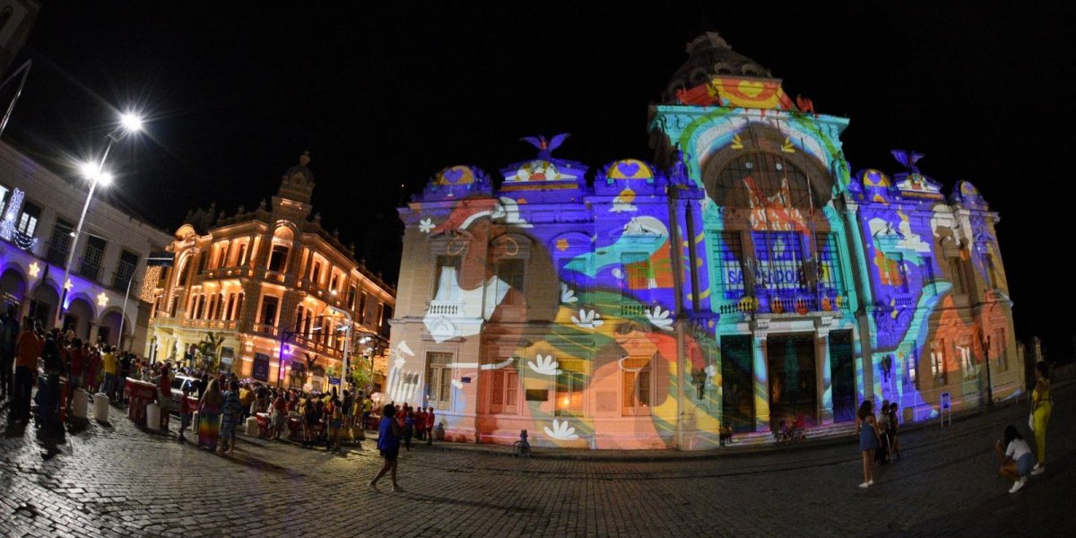 Prefeitura suspende programação de natal nesta quarta-feira por conta de chuvas