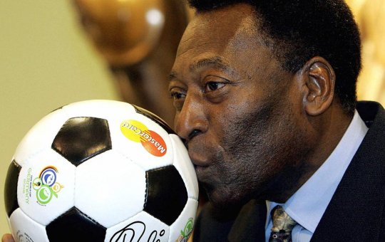 Mulher que se dizia filha de Pelé faz teste de DNA e dá negativo