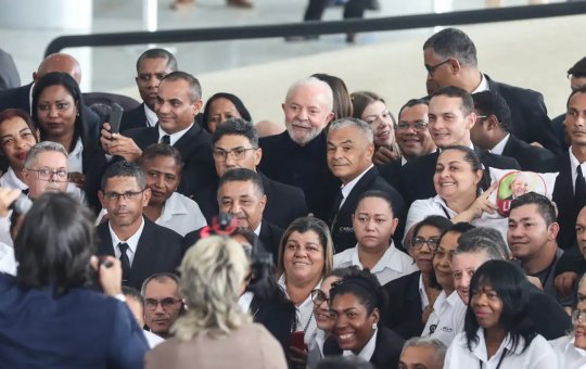Lula concede recesso a terceirizados do Palácio do Planalto