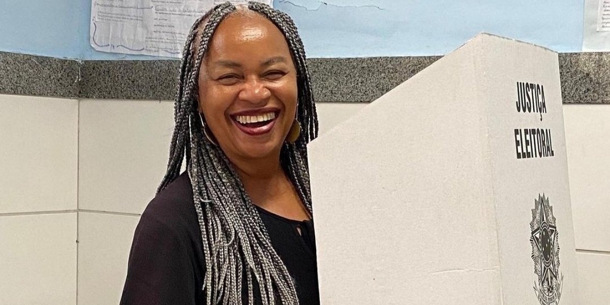 Olívia Santana anuncia retirada de candidatura à Prefeitura de Salvador