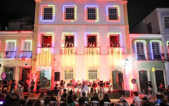 Programação de Natal é retomada pela prefeitura nesta sexta-feira