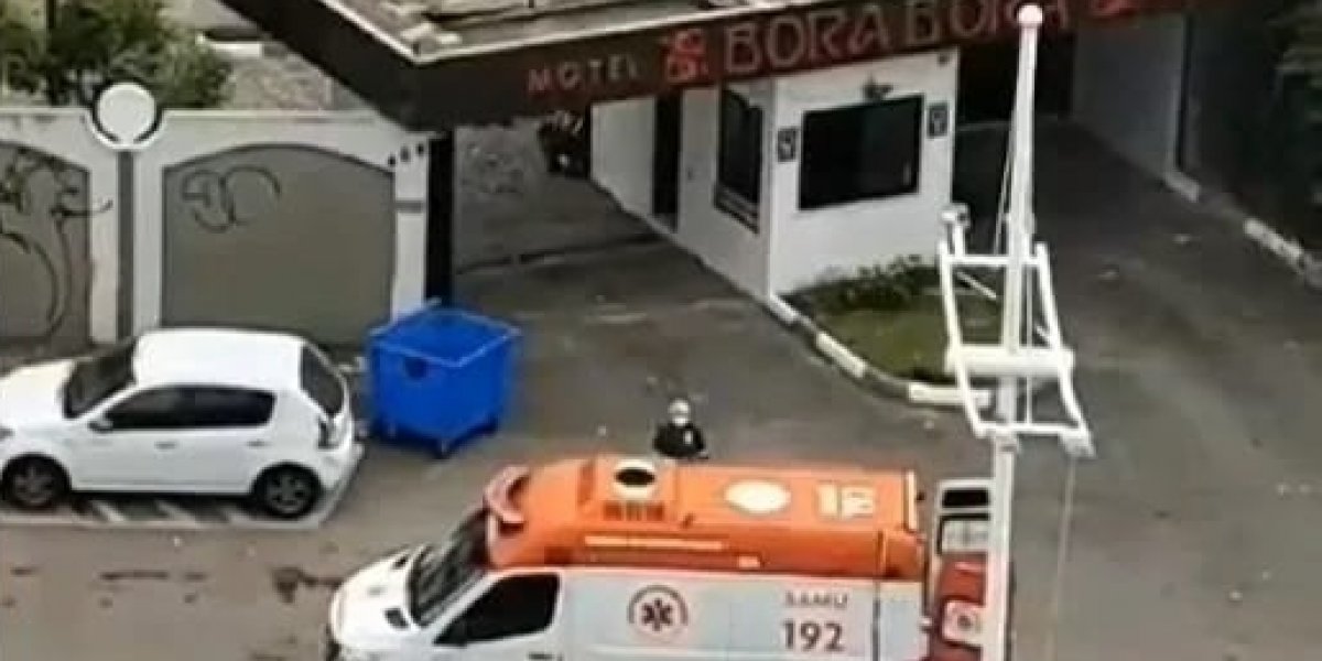 Homem invade quarto de motel e deixa mulher em estado grave após agredí-la